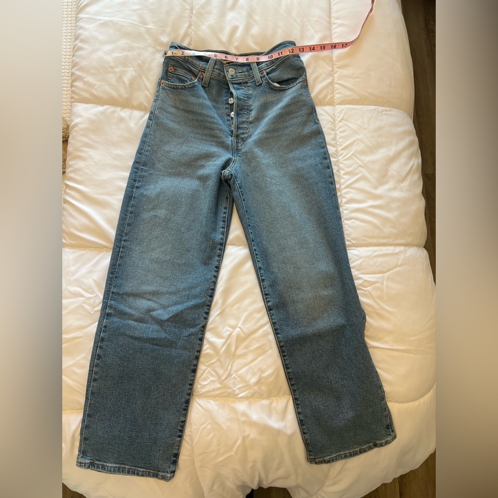 Levi’s High-Waist Wide-Leg Women’s Jeans in Light Blue